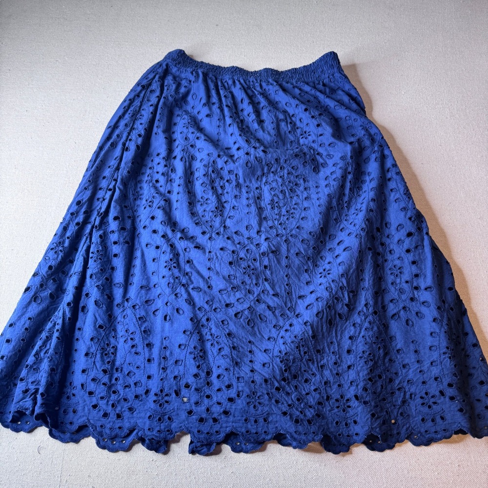 Loft Womens Blue Cotton Eyelet Lace Button Front Midi Skirt Size 8 Scalloped Hem - Picture 3 of 10